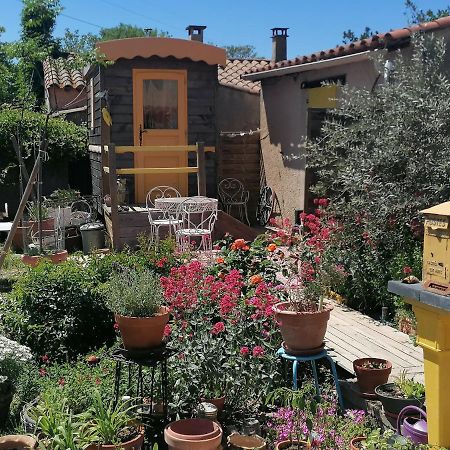 La Fee Viviane Et Michel L'Enchanteur Robion en Luberon エクステリア 写真
