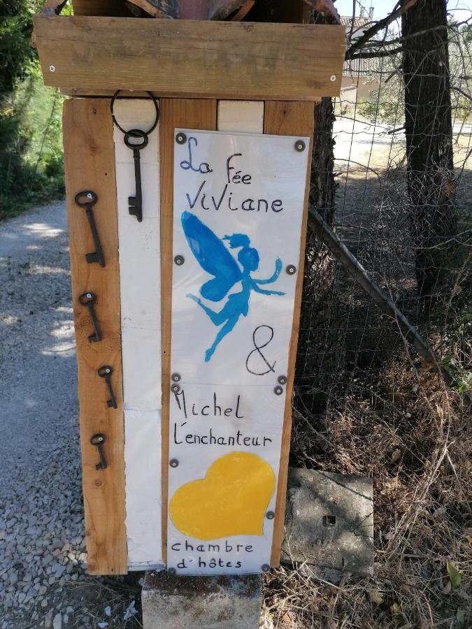 La Fee Viviane Et Michel L'Enchanteur Robion en Luberon エクステリア 写真