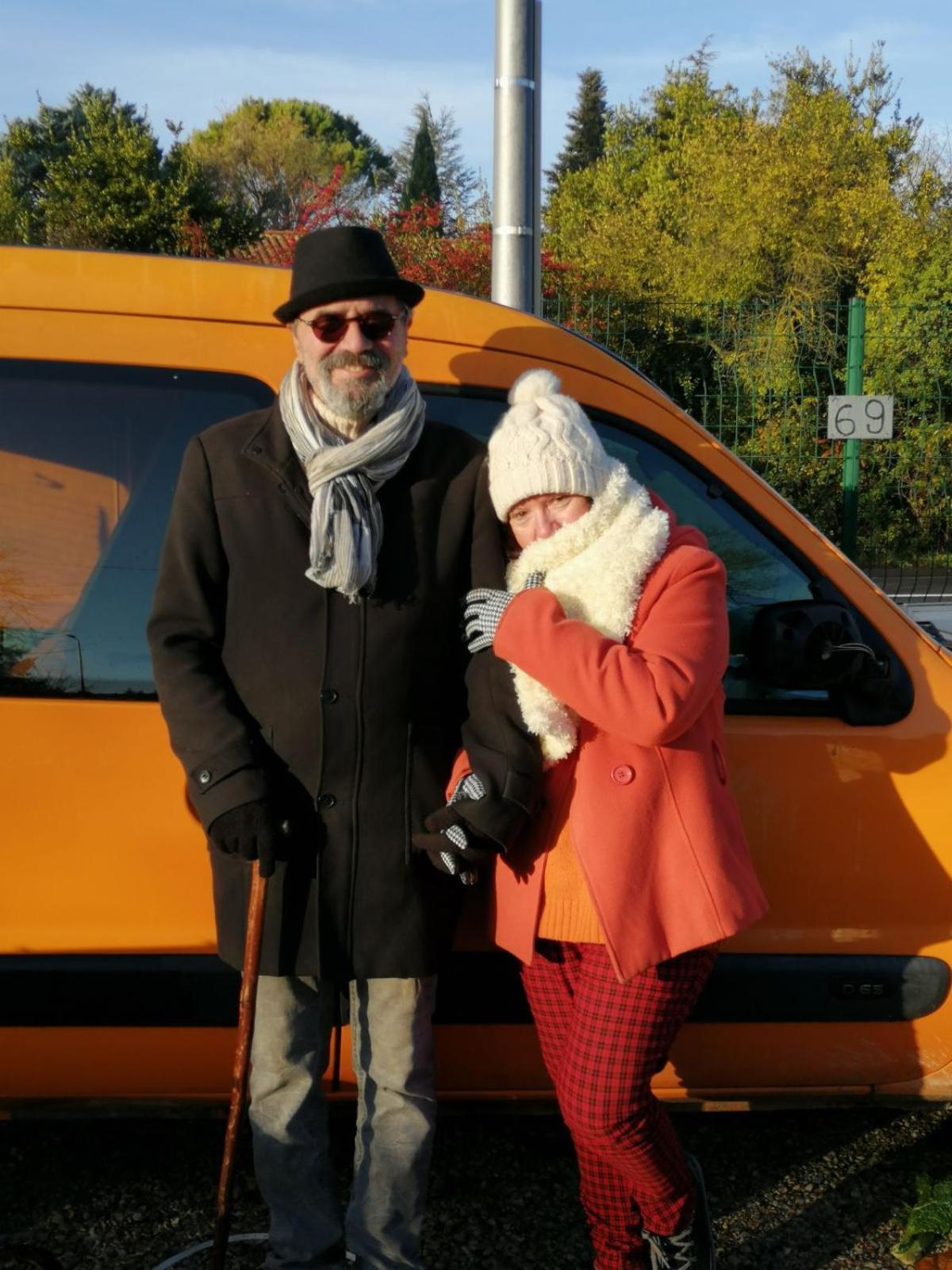 La Fee Viviane Et Michel L'Enchanteur Robion en Luberon エクステリア 写真